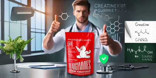 Een pot creatine gummies met een groen checkmark-icoon en een sportarts op de achtergrond die goedkeuring geeft, wat de veiligheid en betrouwbaarheid benadrukt.